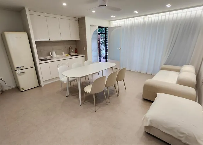 P4 202 3bedrooms Unit * Seoul