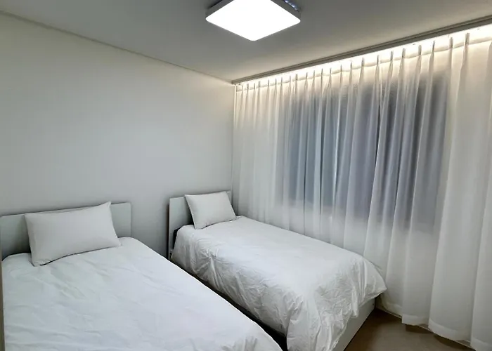 P4 202 3bedrooms Unit Seoul